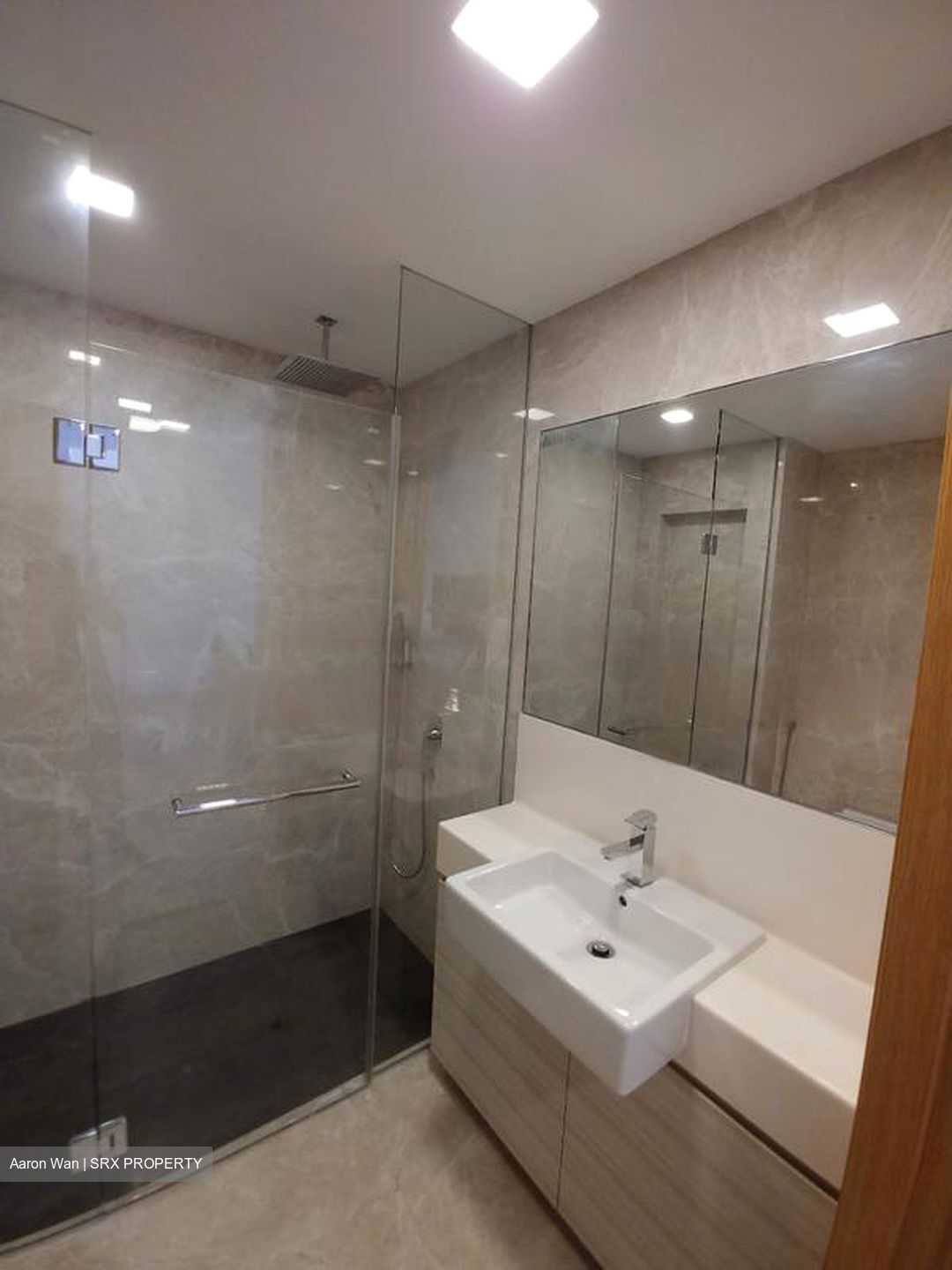 6 Derbyshire (D11), Condominium #421452771